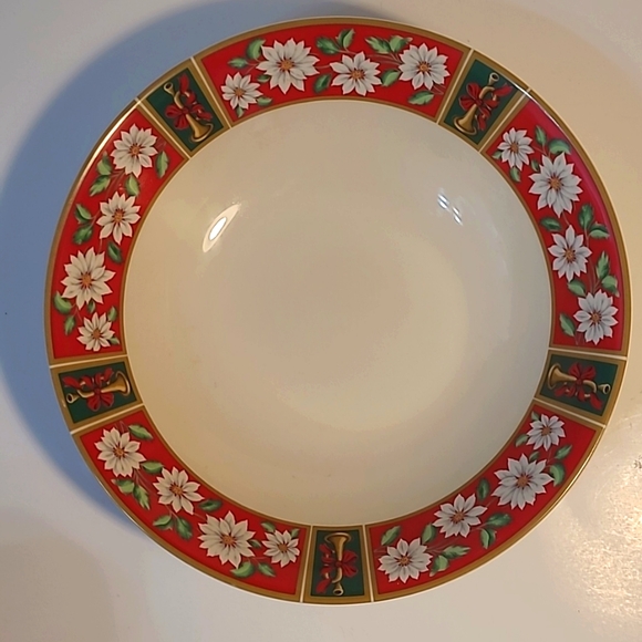 Carlton Hall by Kobe Serving Dish - Picture 1 of 5